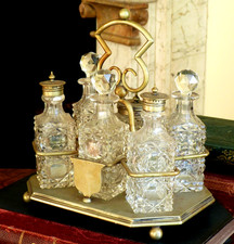 Antique EPNS Cruet set 6 cut