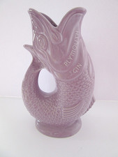 VINTAGE WADE ARTEFACT of PLYMOUNTH GIN LILAC GLUGGLE GLUG GLUG JUG 17cm TALL