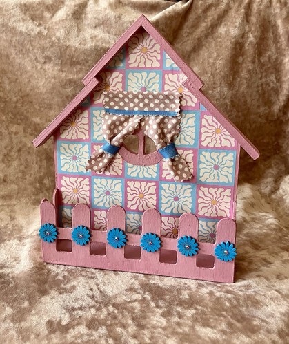 Pink wooden small shelf - pink,