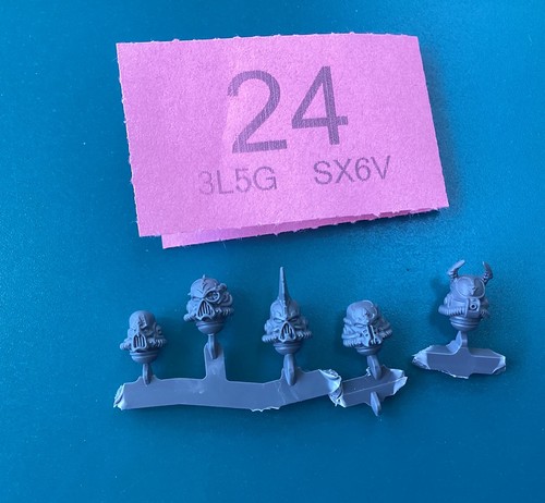 Chaos space marine - (24),