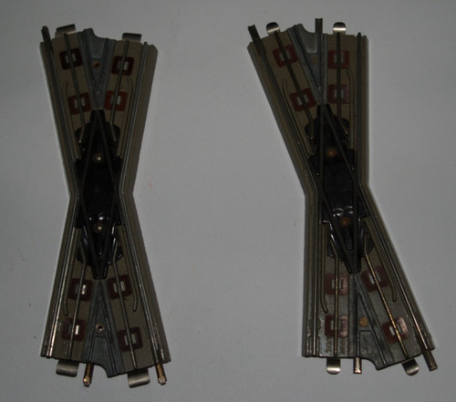 Two hornby dublo - dublo, 3-rail