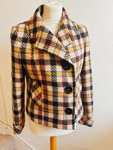 Bennett blythe 100 wool - 100%,