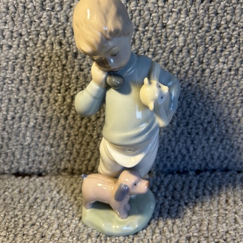 Nao lladro porcelain figurine - porcelain,