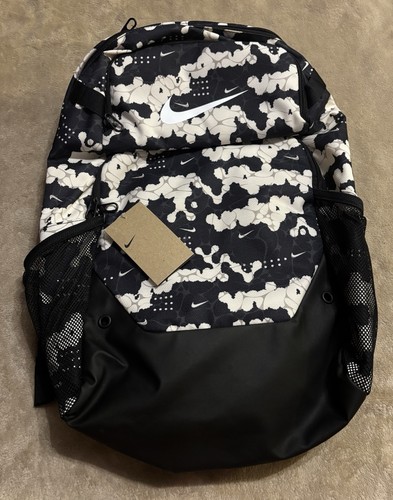 Nike brasilia backpack 30l - backpack,