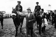 Jockey Geoff Lewis Mill Reef led by Paul Mellon owner after winnin- 4x6 Photo