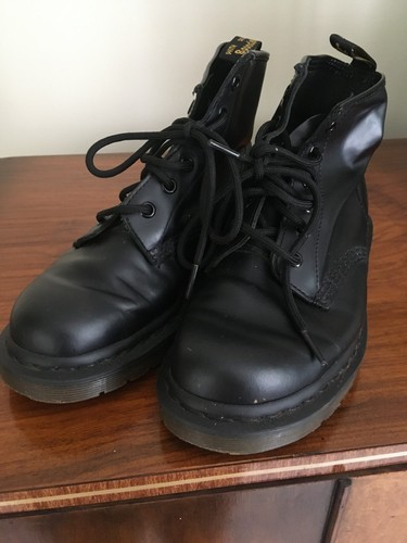 Doctor martins black leather - doctor,