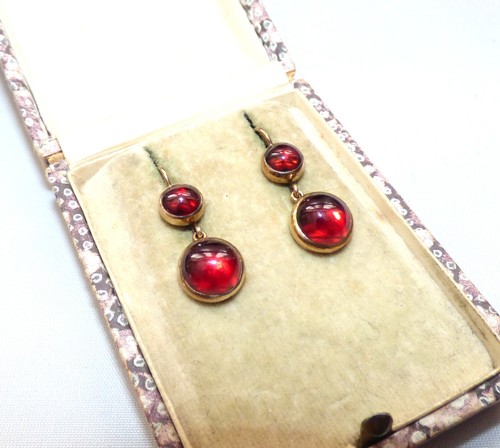 Vintage 9ct gold - gold, garnet