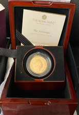 2022 Gold Proof Full Sovereign Platinum. Superb example of the best 22 Sovereign
