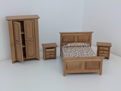 Doll house oak colour - house,