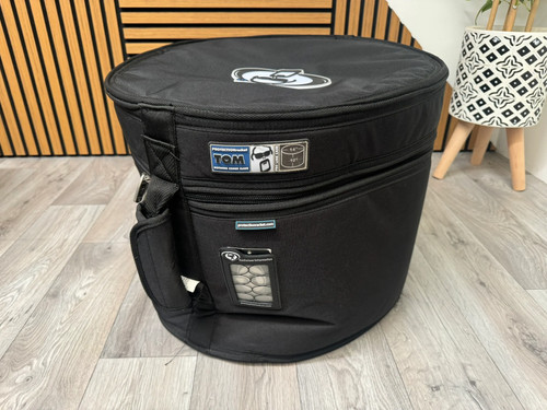 Protection racket x12 - racket, 14”x12”