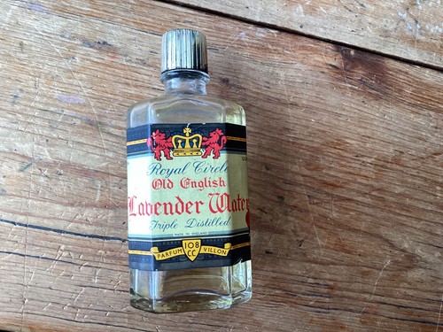 Vintage bottle parfum - bottle.,