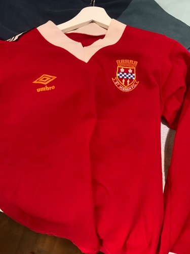 Old mirren football shirt - st,
