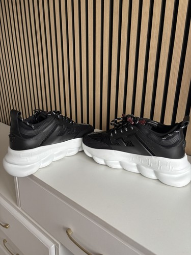 Versace chain reaction runner - chain,