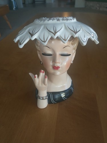 Napco lady head vase - lady,