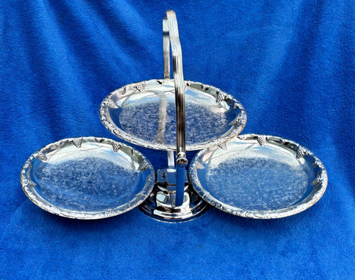 Vintage folding clam - folding,