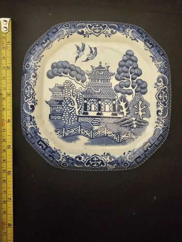 Old willow pattern ironstone - pattern",