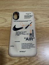 Iphone XR - Case - Nike - White/Black