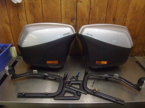 Ducati st3 2006 - ducati,