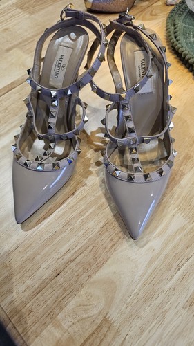 Valentino garavani rockstud - garavani,
