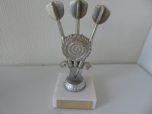 Vintage darts trophy - darts,