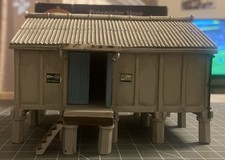 Bachmann Scenecraft 44-004 - Provender Store Pre-Built 00 Gauge Scale - 