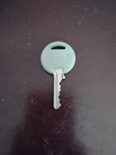 Chateau gray key for locks - gray,