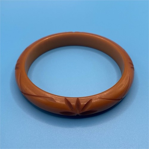Carved bakelite pumpkin - bakelite, bangle