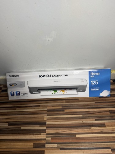 Laminating machine fellowes - laminating,