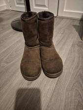Ugg Australia - Classic Short Boots UK Size 5- Brown sheepskin - Excellent Cond