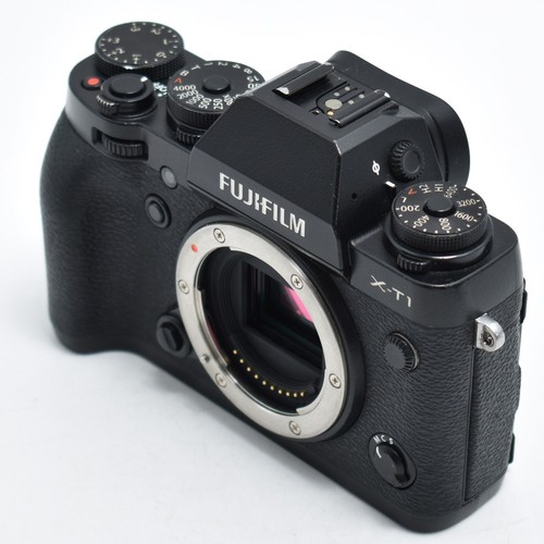 Fujifilm black mirrorless - fujifilm,