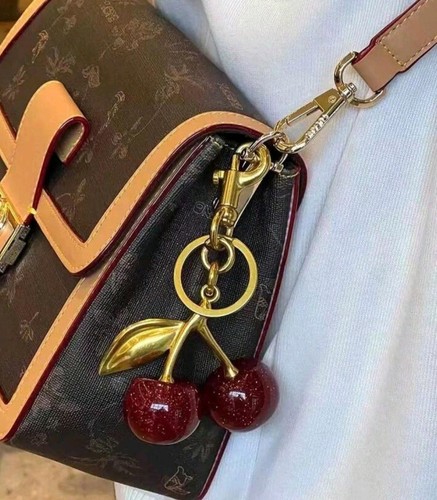 Large cherry crystal - 🍒large,