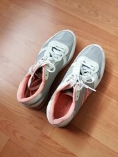 LA Gear UK size 5 trainers