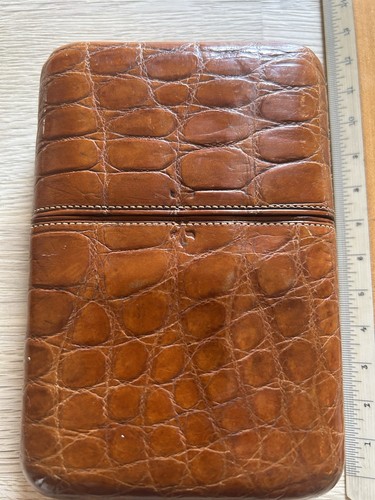 Antique crocodile leather - antique,