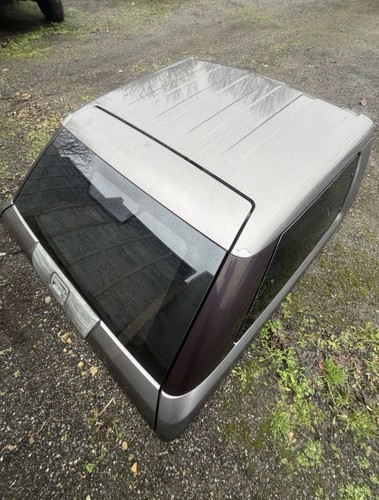 Nissan navara 4x4 canopy - nissan,