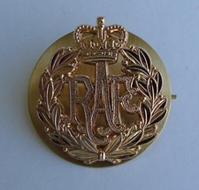 Royal Air Force Cap Badge RAF