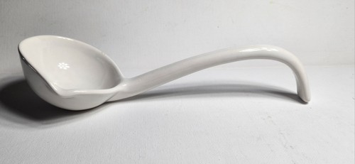 White ceramic stoneware - or,