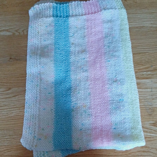 Knitted stripe crib - stripe, crib/cradle
