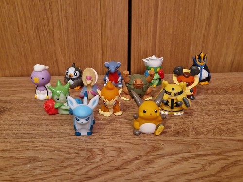 Bandai pokemon figures 2006 - figures,