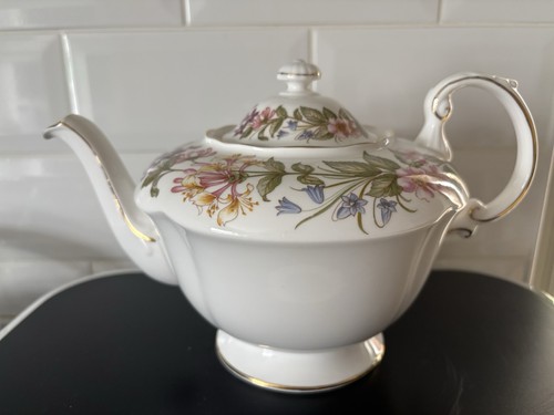 Huge pint teapot paragon - pint,
