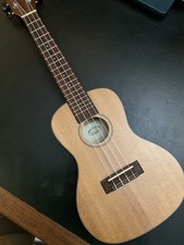 Kala KA-SSTU-C Solid Spruce