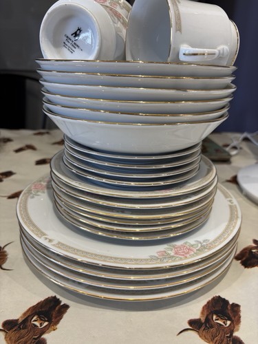 Crown ming fine china - crown,