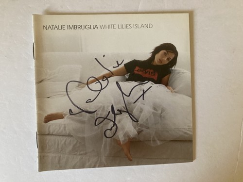 Signed booklet natalie - booklet,