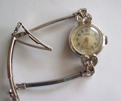 Vintage medana ladies watch - ladies,