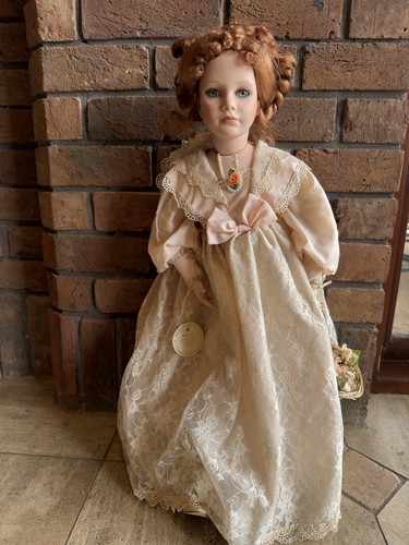 Rare alberon dolls london - rare,