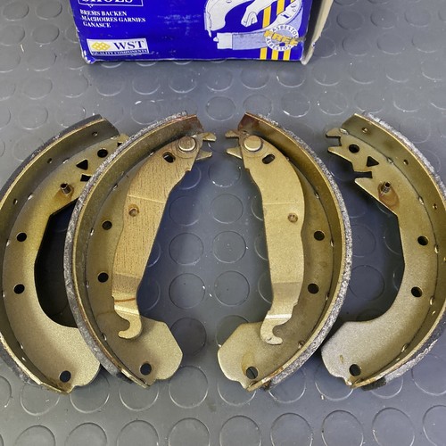 Wst brake shoe set - set, astra