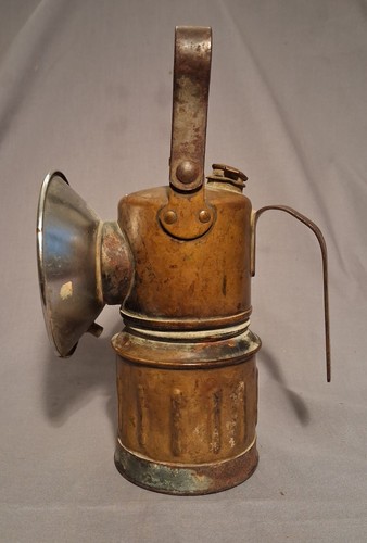 Vintage miners carbide lamp - carbide,