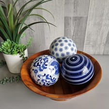 Ceramic Blue & White Carpet