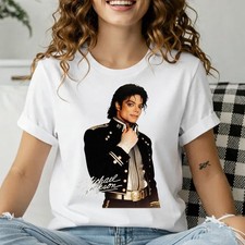 Iconic Signature Pose & MJ