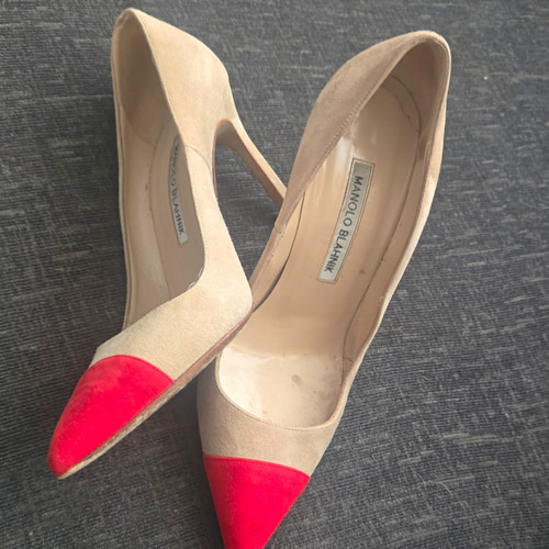 Manolo blahnik suede court - suede,
