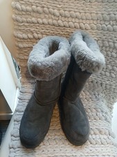 BEARPAW GREY WINTER BOOTS SZ 9/EUR 42